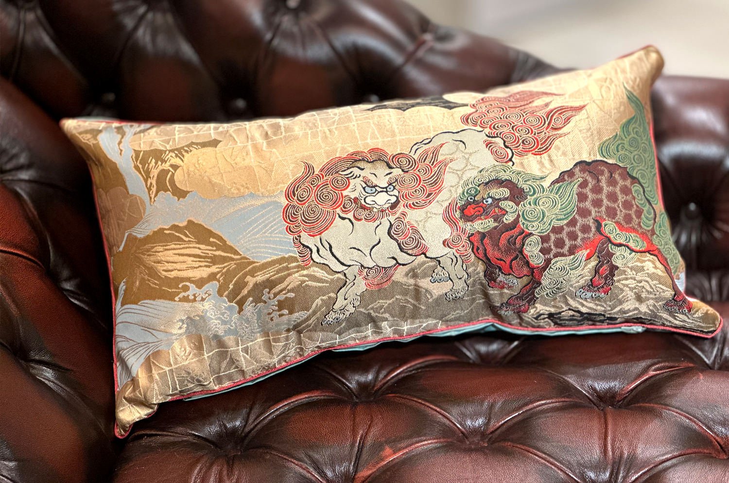 The Kyoto KOMAINUEZU 狛犬絵図 西陣織 横長クッション 65×35cm 中材付 - HOUSE OF JAPAN Shop