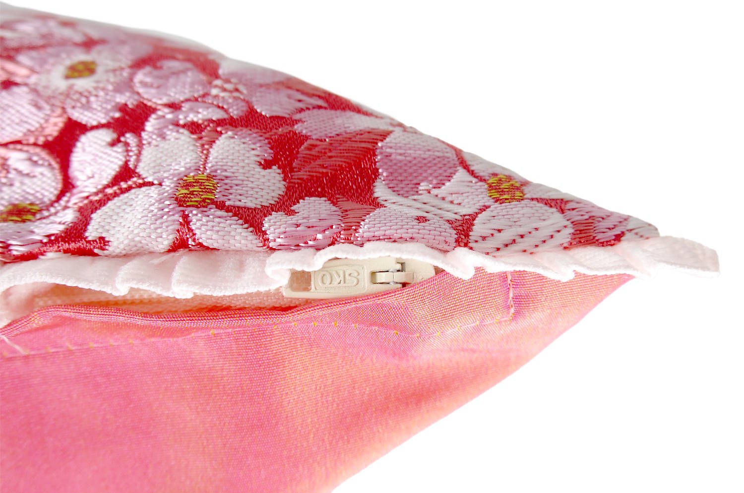 The Kyoto SAKURA 嵯峨野桜 サクラ 西陣織 クッションカバー 45×45cm - HOUSE OF JAPAN Shop