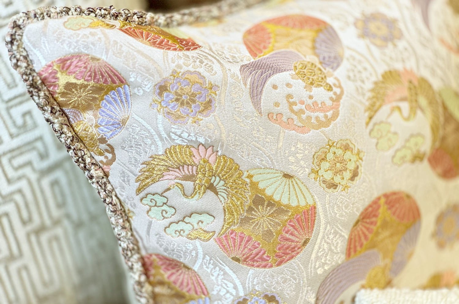 The Kyoto TSURUKAME 鶴亀立涌文様 西陣織 クッションカバー 45×45cm - HOUSE OF JAPAN Shop