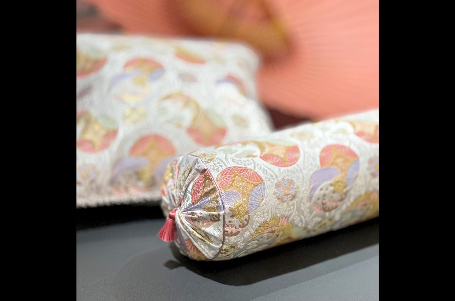 The Kyoto TSURUKAME 鶴亀立涌文様 西陣織 ボルスタークッション 50×Φ16cm 中材付 - HOUSE OF JAPAN Shop