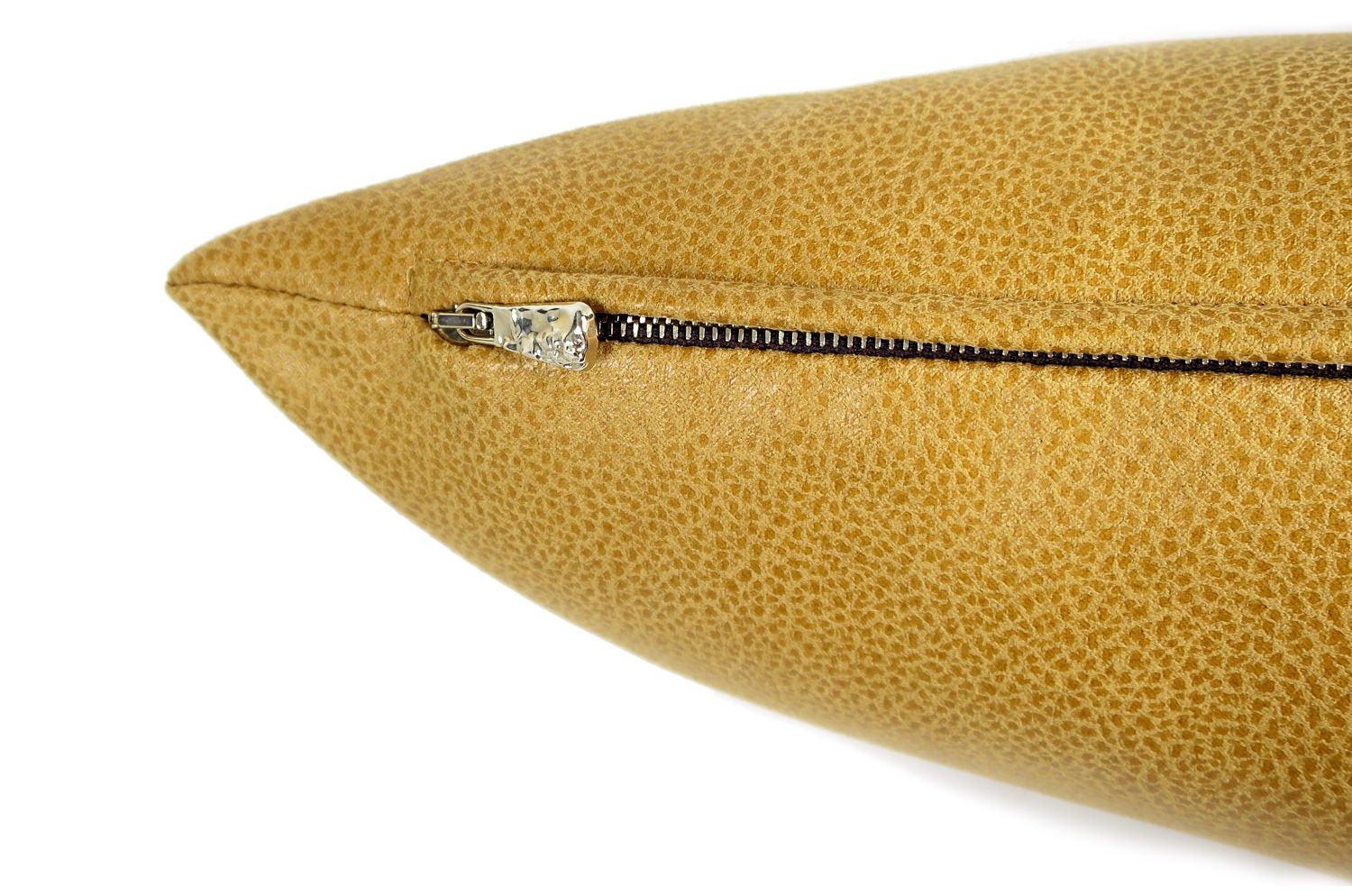 The Leather キャメルレザー&ラッカーニジップクッション 45×30cm 中材付 - HOUSE OF JAPAN Shop