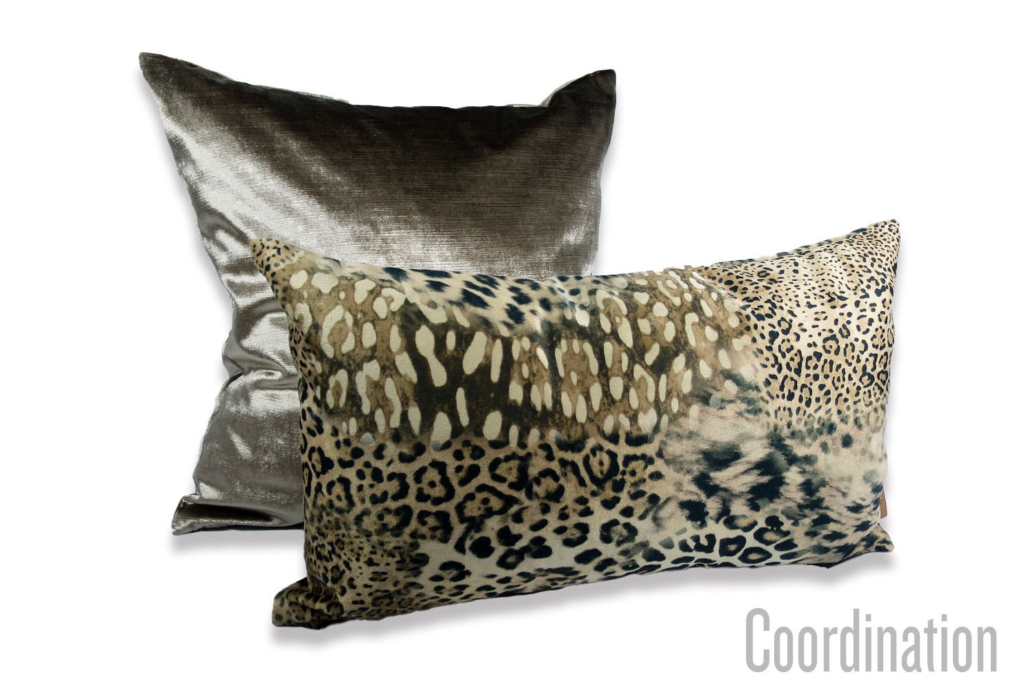 The Leopard スペイン製 起毛スエード調 ヒョウ柄クッション 50×30cm 中材付 - HOUSE OF JAPAN Shop