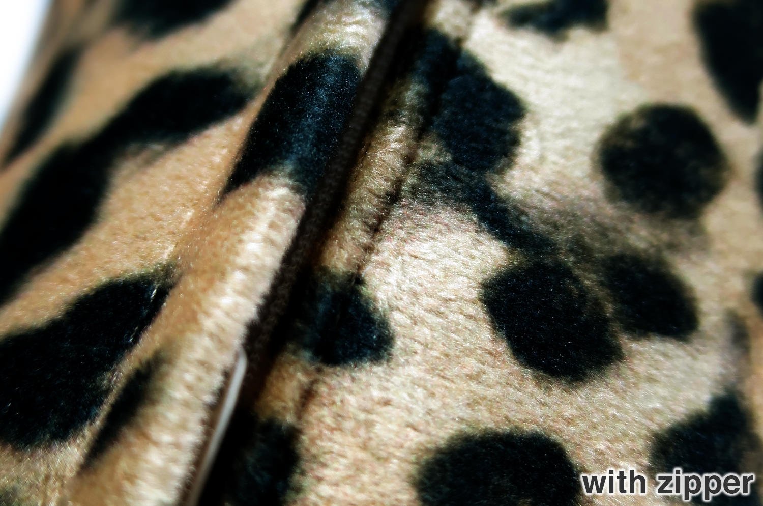 The Leopard スペイン製 起毛スエード調 ヒョウ柄クッションカバー 50×50cm - HOUSE OF JAPAN Shop