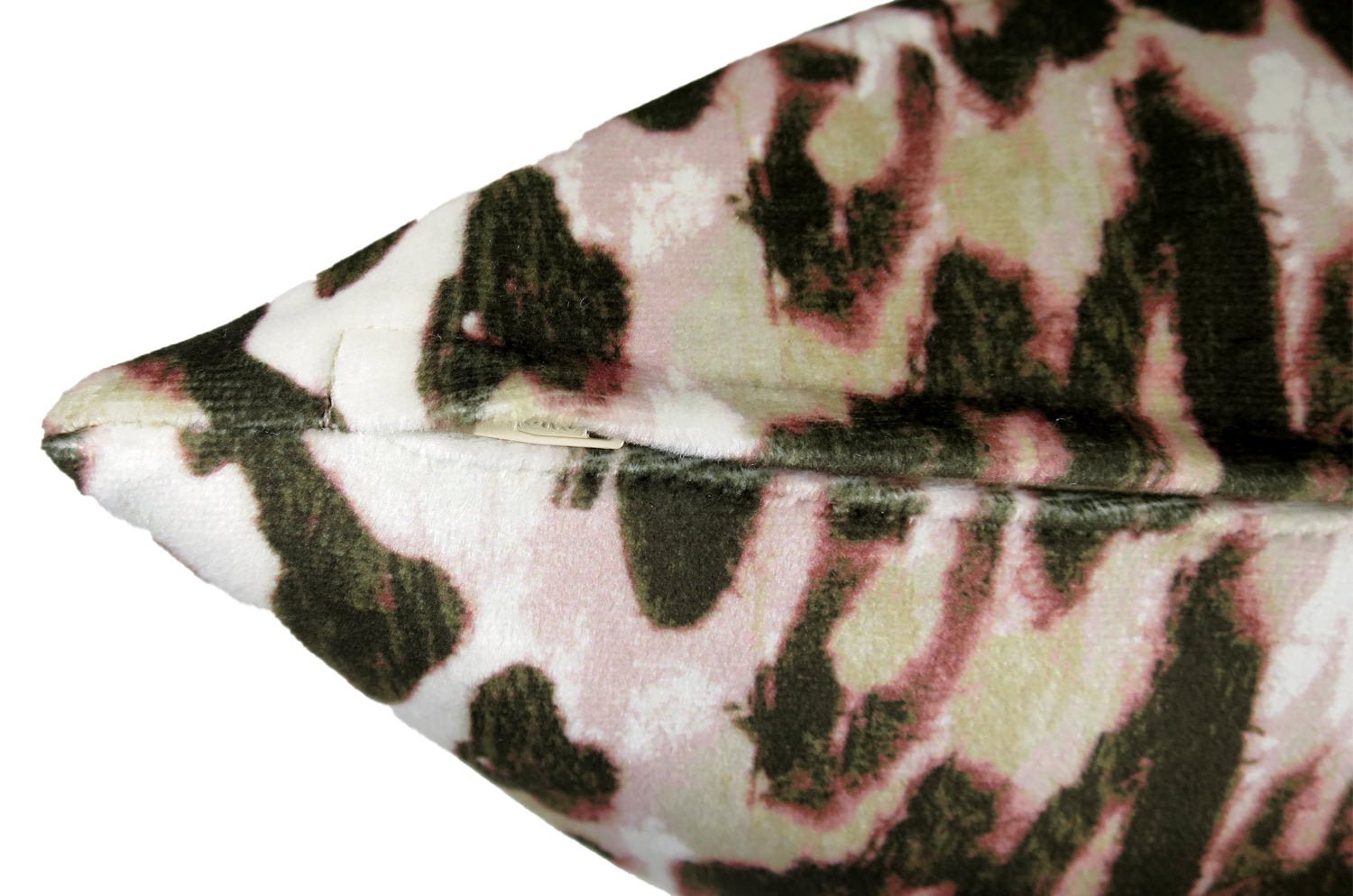 The Leopard Burgundy スペイン製起毛スエードタッチ レオパード柄クッション (バーガンディ)50×30cm 中材付 - HOUSE OF JAPAN Shop