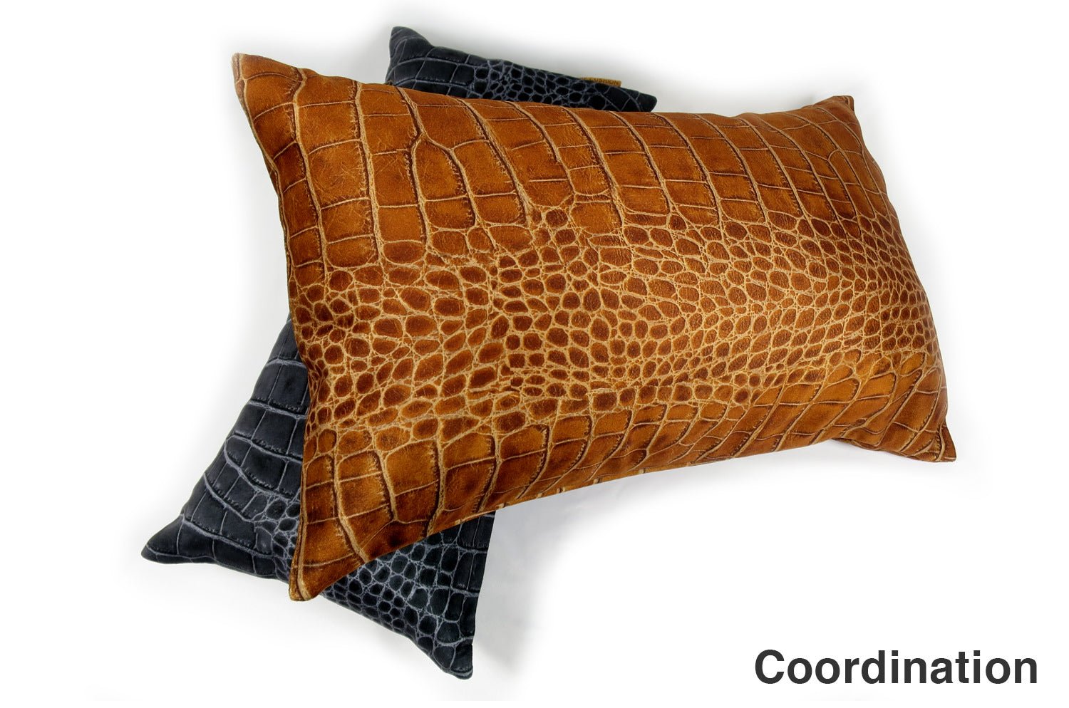 The Light brown Crocodile スペイン製 起毛スエード調 クロコダイル柄クッション ライトブラウン 50×30cm 中材付 - HOUSE OF JAPAN Shop