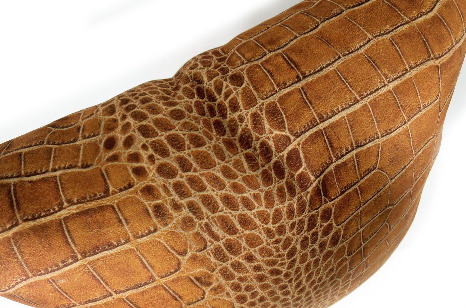 The Light brown Crocodile スペイン製 起毛スエード調 クロコダイル柄クッションカバー ライトブラウン 50×50cm - HOUSE OF JAPAN Shop