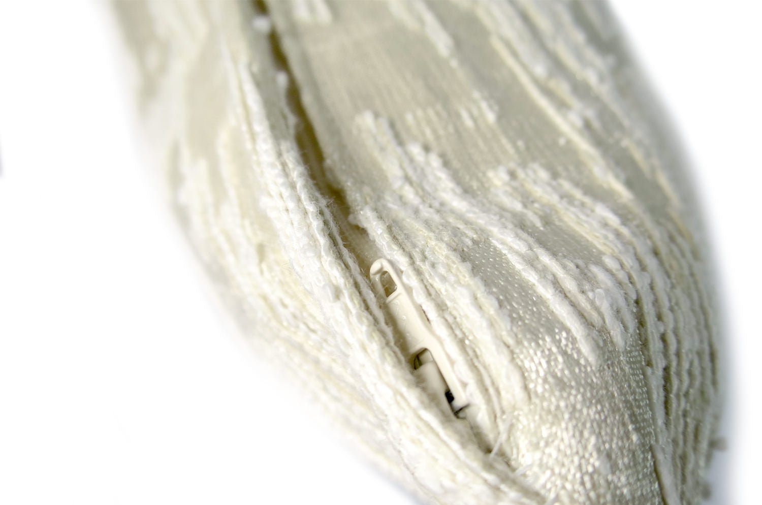 The LILLE アルマーニカーザ リール クッションカバー(アイボリー) 44×44cm - HOUSE OF JAPAN Shop