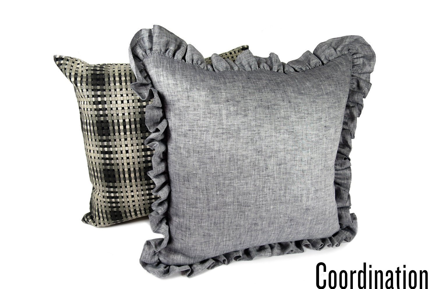 The Linen Frill リネンパフフリル クッションカバー ブラック 45×45cm(54cm) - HOUSE OF JAPAN Shop