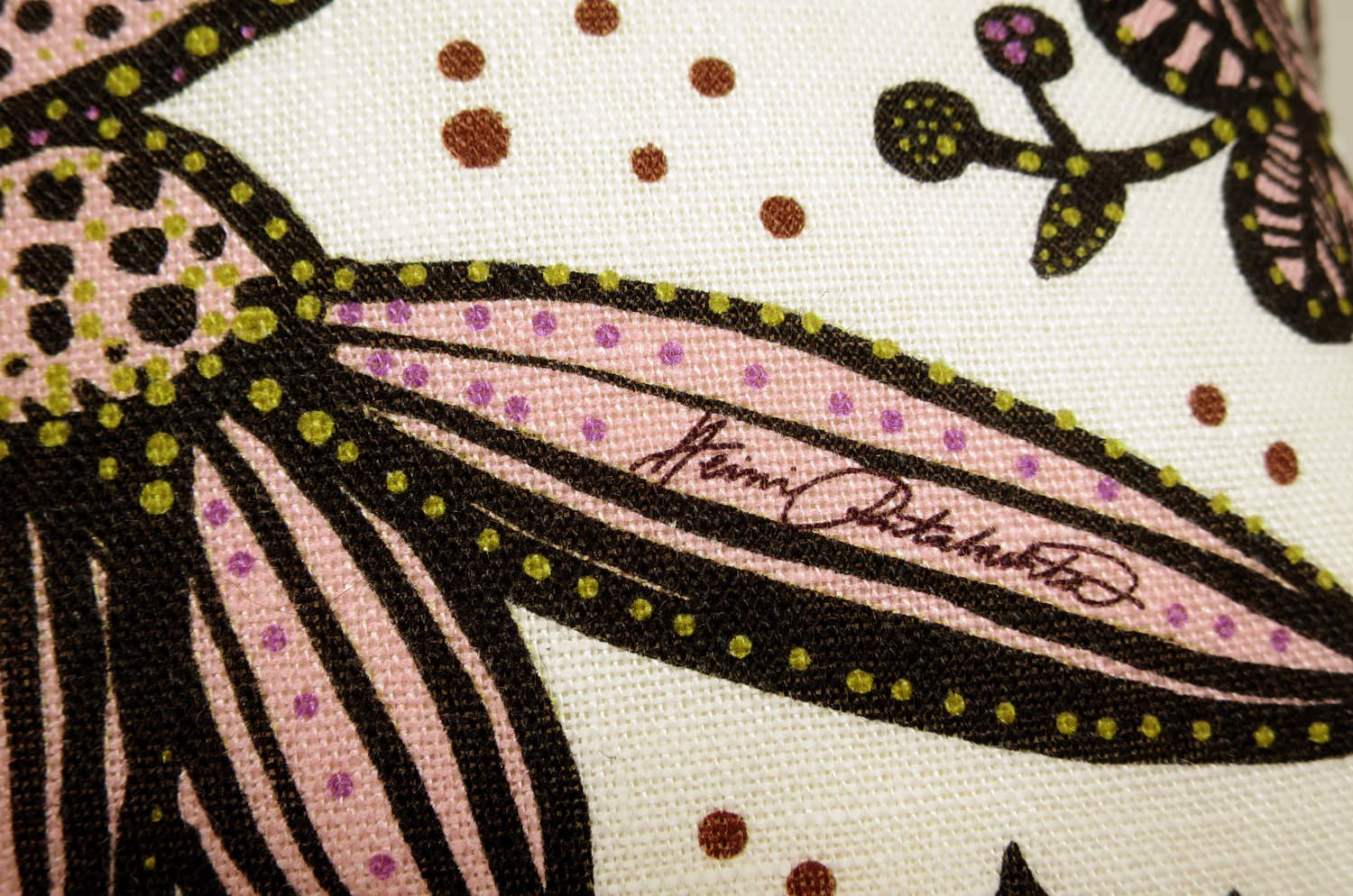 The Lintunen - リントゥネン ヘイニ・リータフフタデザイン リネンクッションカバー ピンク 45×45cm - HOUSE OF JAPAN Shop