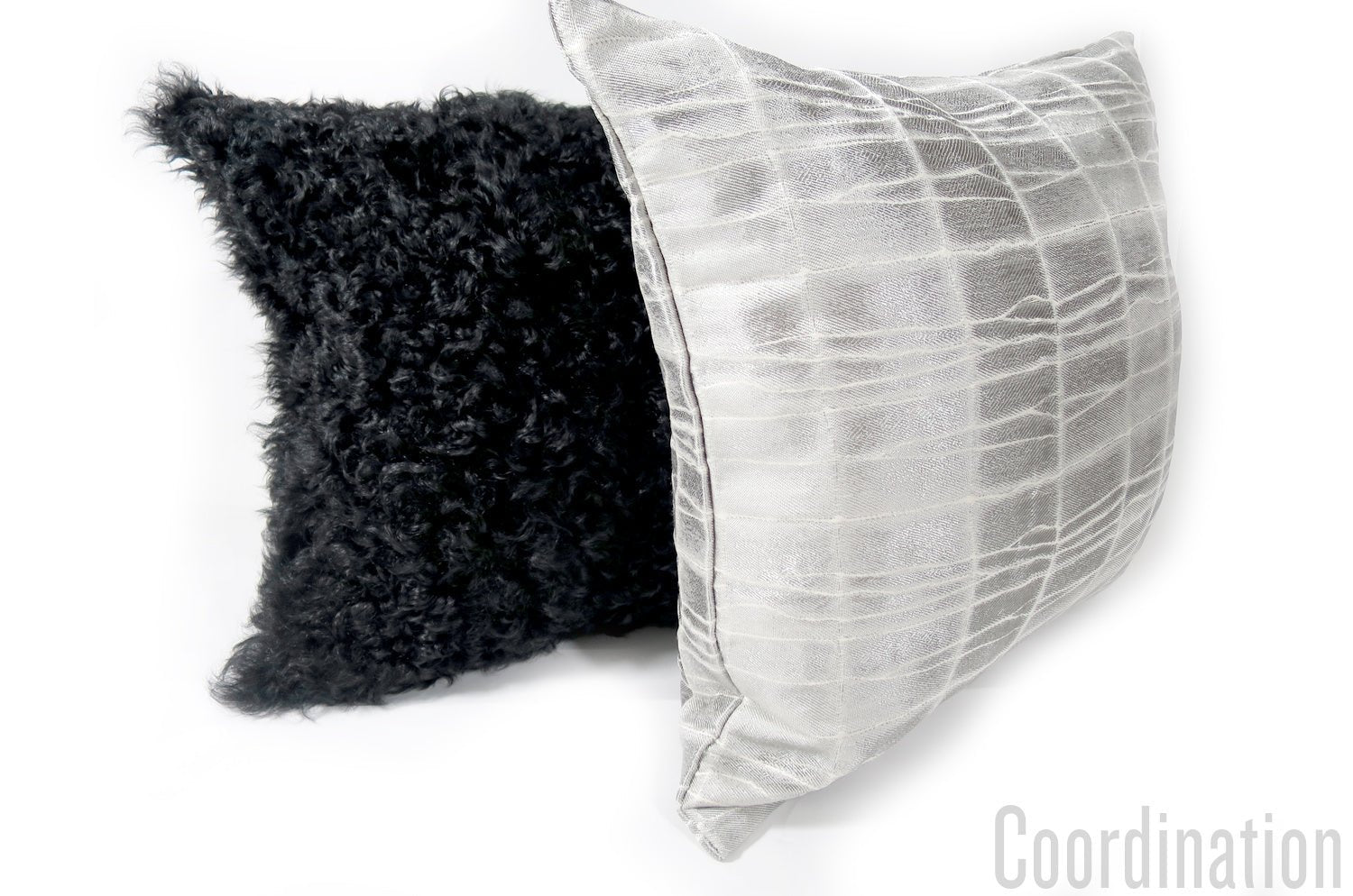 The LISBON BIANCO/ARGENTO アルマーニカーザ リスボン ジャカードクッションカバー(シルバー) 45×45cm - HOUSE OF JAPAN Shop