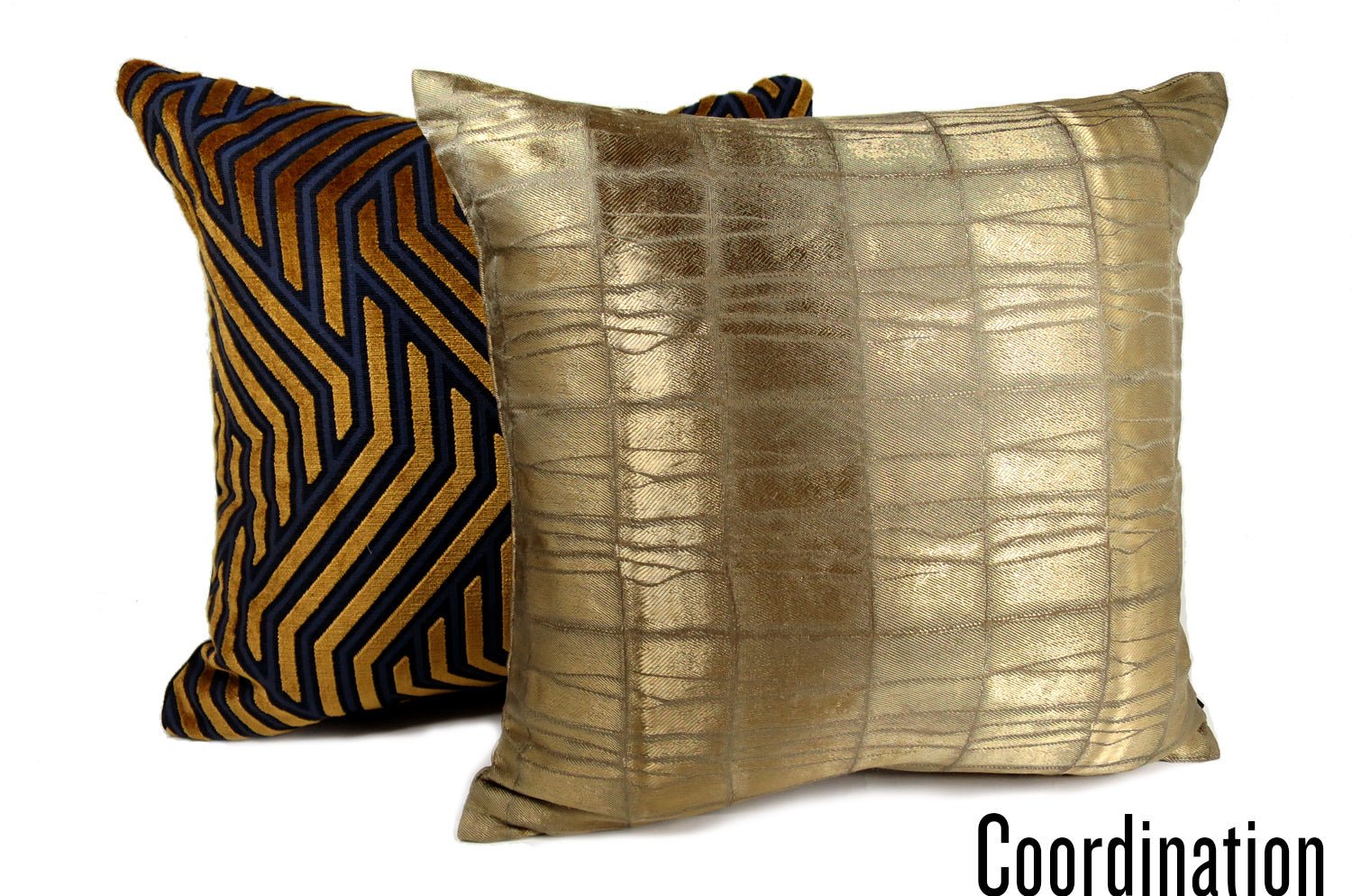 The LISBON ORO FUMÉ アルマーニカーザ リスボン ジャカードクッションカバー(スモークゴールド) 45×45cm - HOUSE OF JAPAN Shop