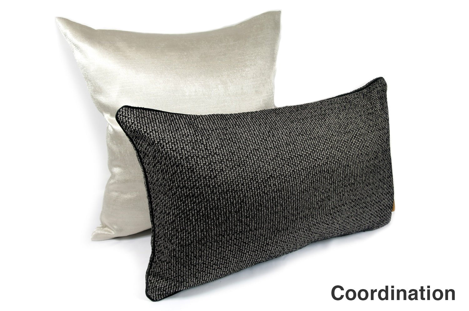 The Luxembourg アルマーニカーザ ルクセンブルク パイピング クッション 50×30cm 中材付 - HOUSE OF JAPAN Shop