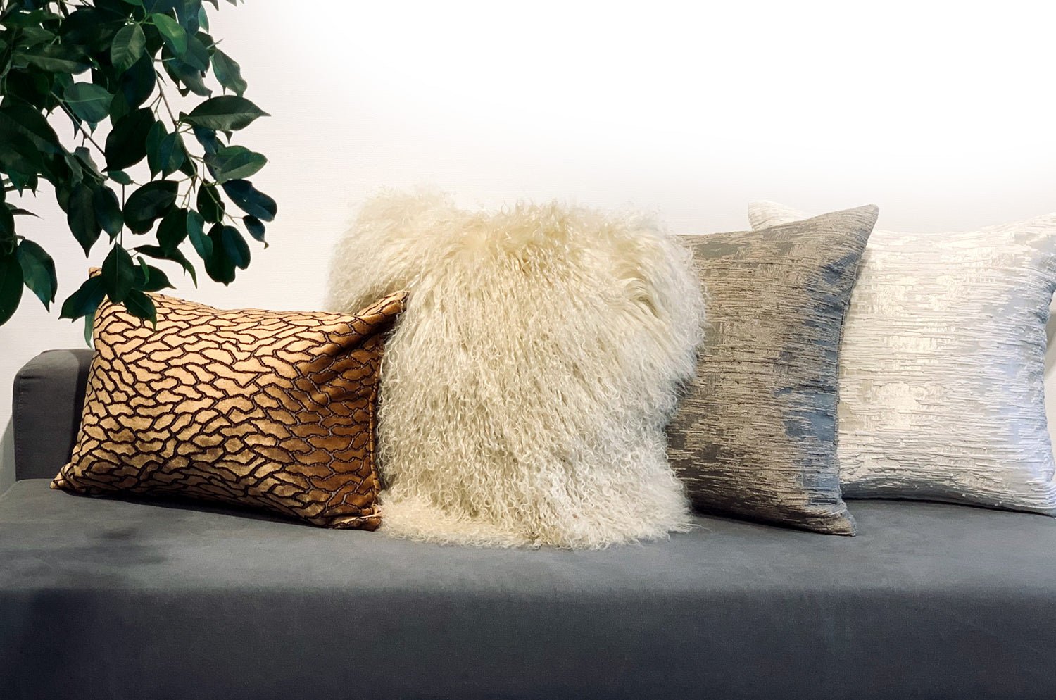 The Luxury Tibet Lamb 全面チベットラムクッションカバー (ラテ) 40×40cm - HOUSE OF JAPAN Shop