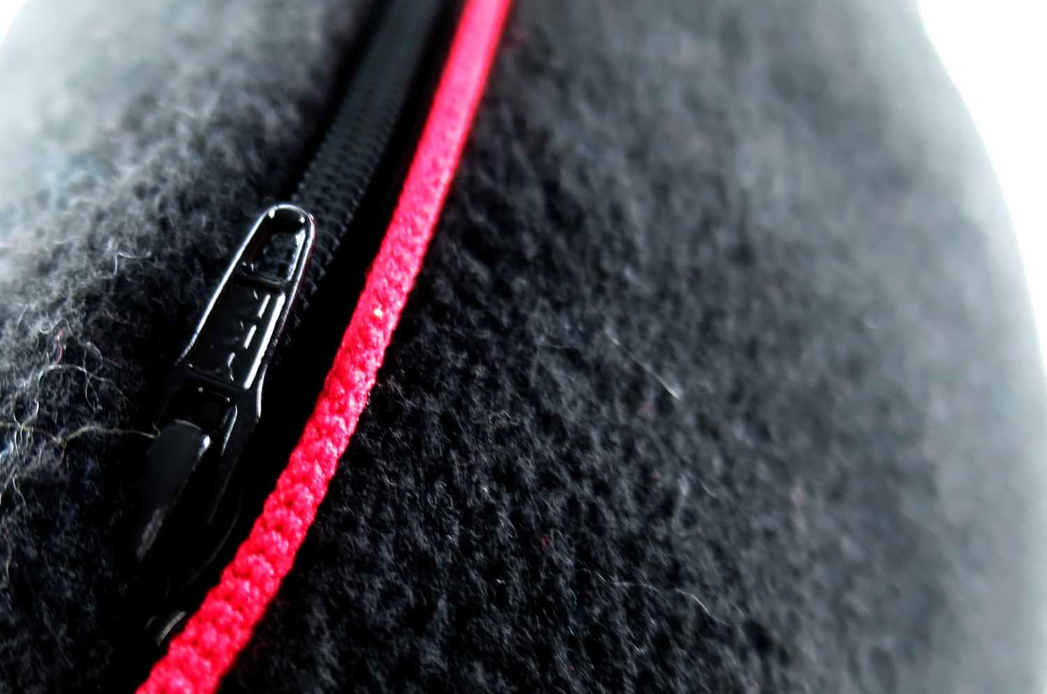 The Message - Kiss ハンドメイドメッセージフリースクッション 45×45cm 中材付 - HOUSE OF JAPAN Shop