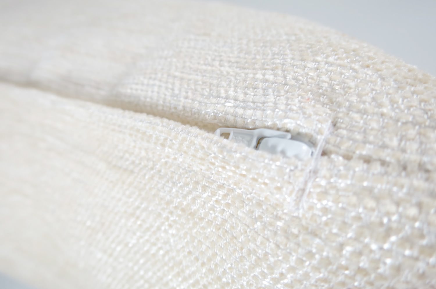 The Meta 光沢シュニール無地 クッションカバー パールホワイト 50×50cm - HOUSE OF JAPAN Shop