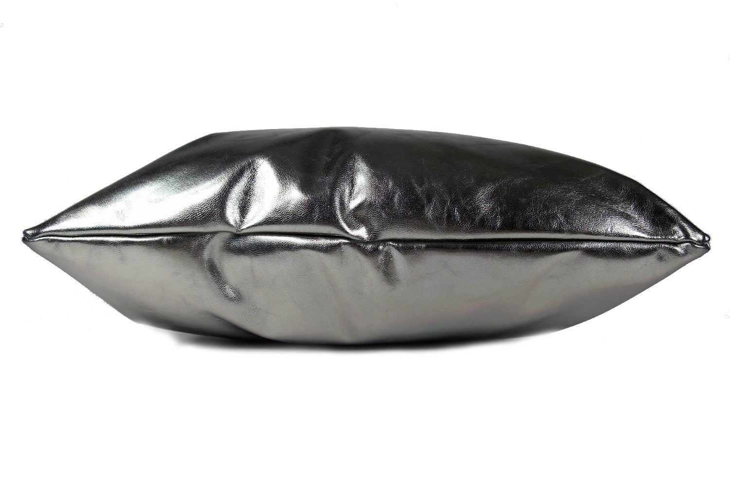 The Metal Goat leather ヤギ革クッション メタルシルバー箔 45×45cm 中材付 - HOUSE OF JAPAN Shop