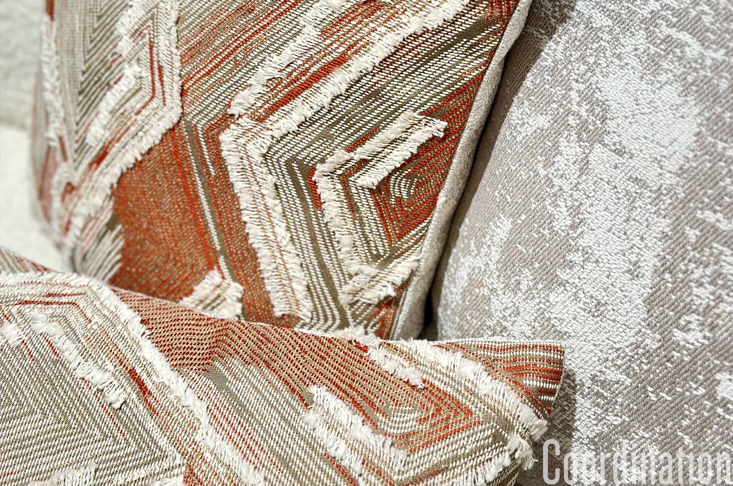 The MISIA リビエラ ドゥ ルヴァン ジャカード クッション (アラベスク) 45×30cm 中材付 - HOUSE OF JAPAN Shop