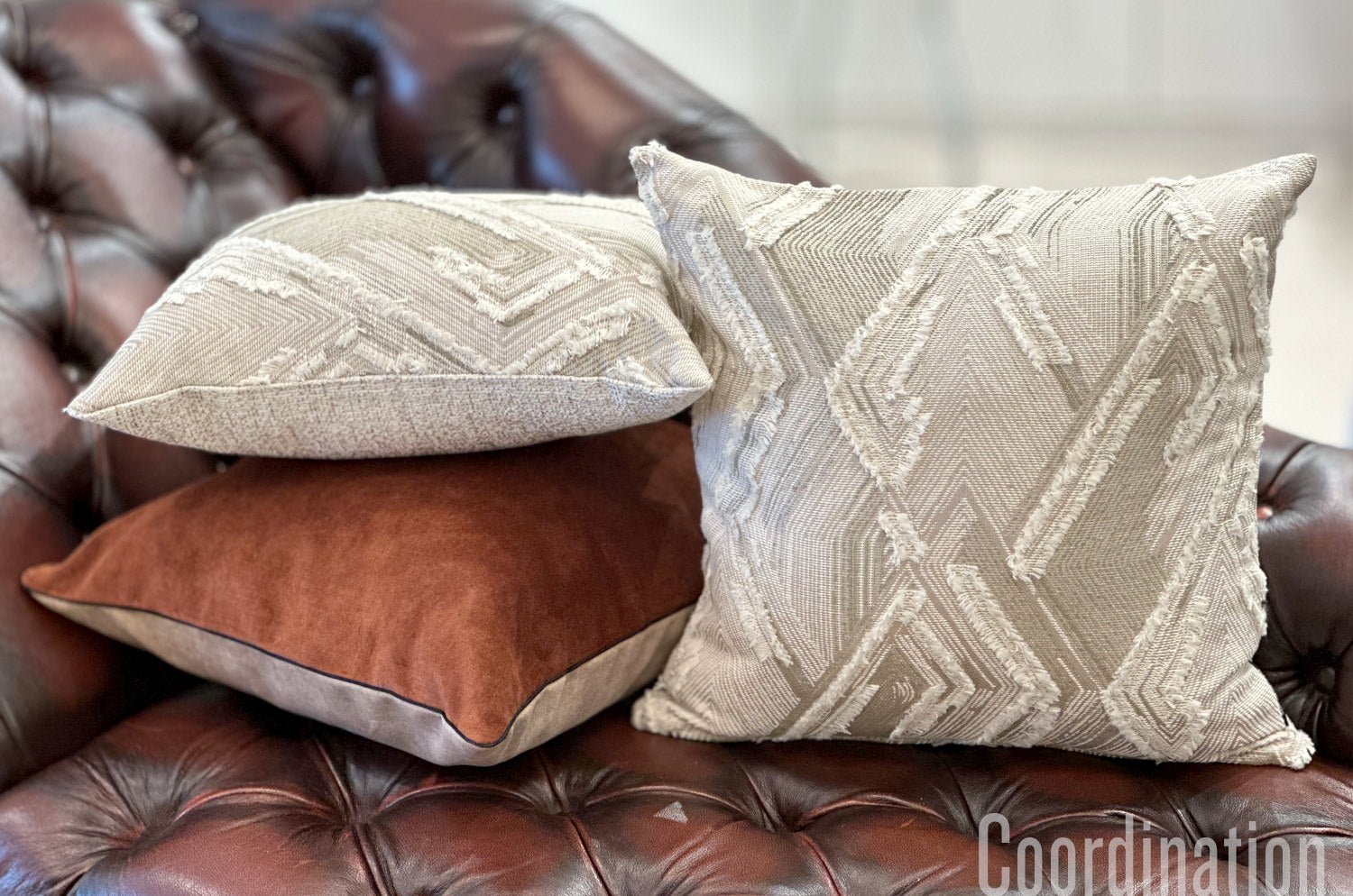 The MISIA リビエラ ドゥ ルヴァン ジャカード クッション(アイボリー) 45×30cm 中材付 - HOUSE OF JAPAN Shop