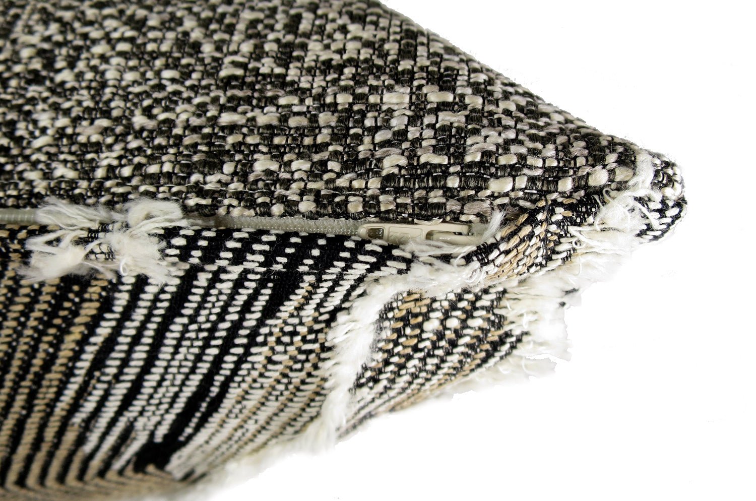 The MISIA リビエラ ドゥ ルヴァン ジャカード クッションカバー (カルボーネ) 45×45cm - HOUSE OF JAPAN Shop