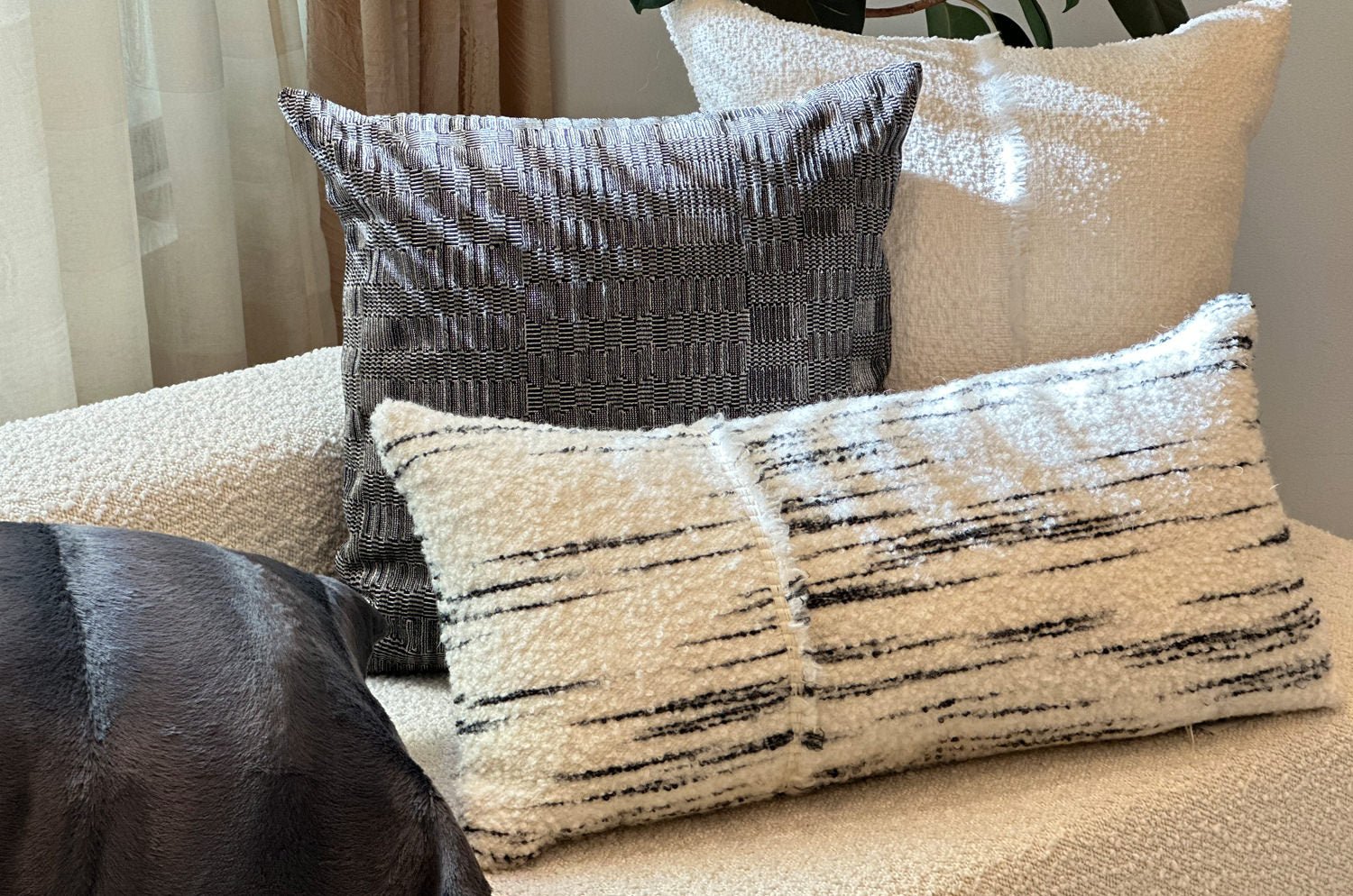 The MISIA Hors Du Temps オデュタン ブークレ クッション 62×30cm 中材付 - HOUSE OF JAPAN Shop