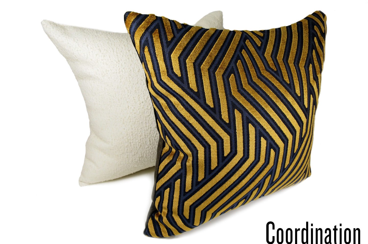 The Modernist モダニスト ジャカードベルベットクッションカバー ゴールドブラウン 50×50cm - HOUSE OF JAPAN Shop