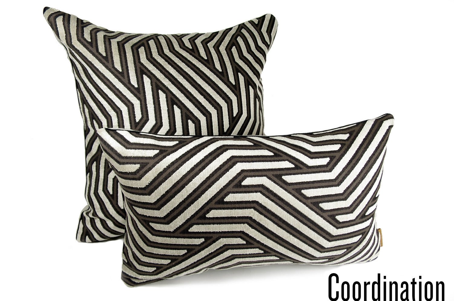 The Modernist モダニスト ジャカードベルベット クッションカバー シルバー 50×50cm - HOUSE OF JAPAN Shop