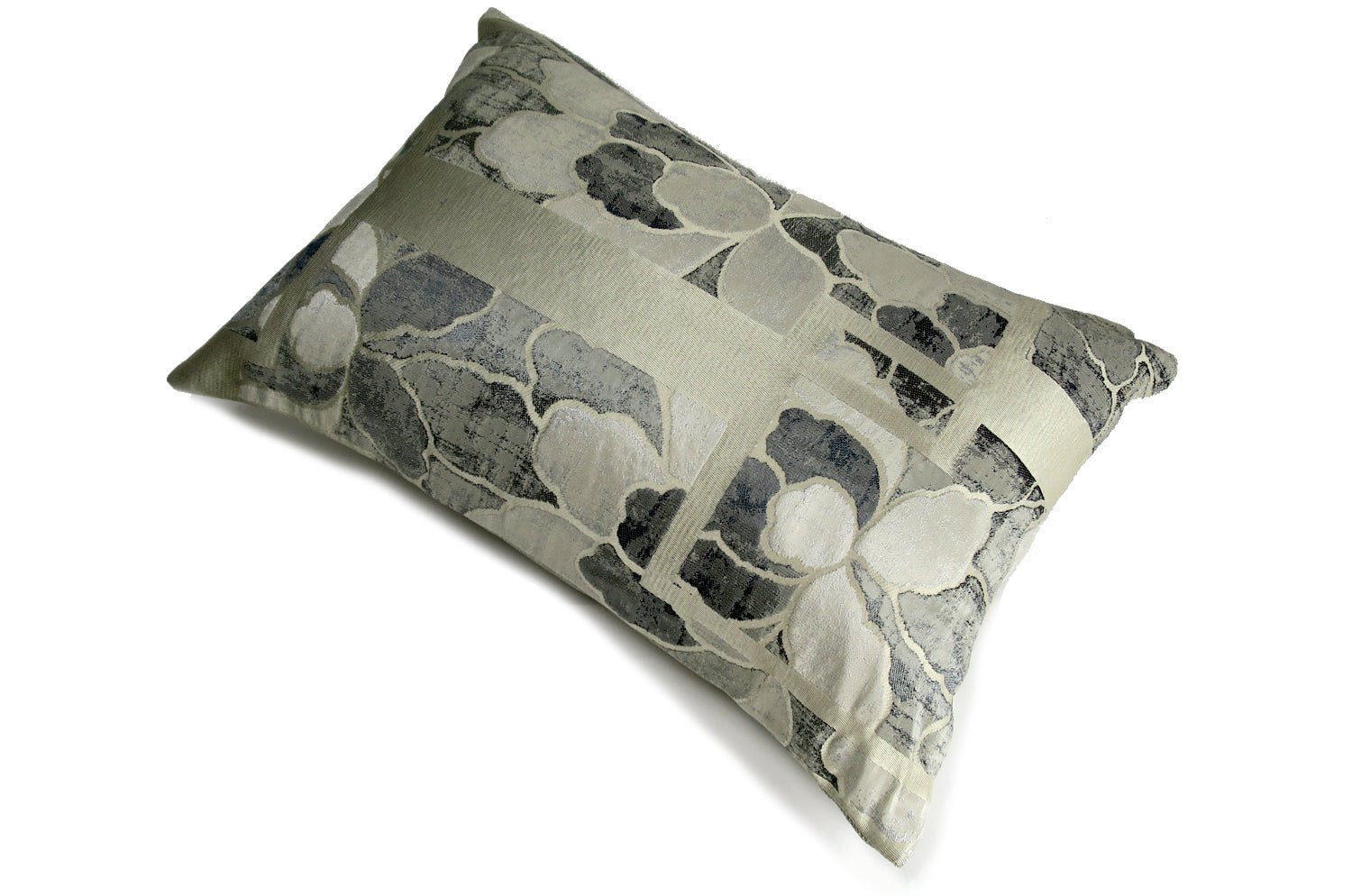 The NAGANO アルマーニカーザ ナガノ クッション(Ghiacchio/Argento アイスグレー) 45×30cm フェザー中材付 - HOUSE OF JAPAN Shop