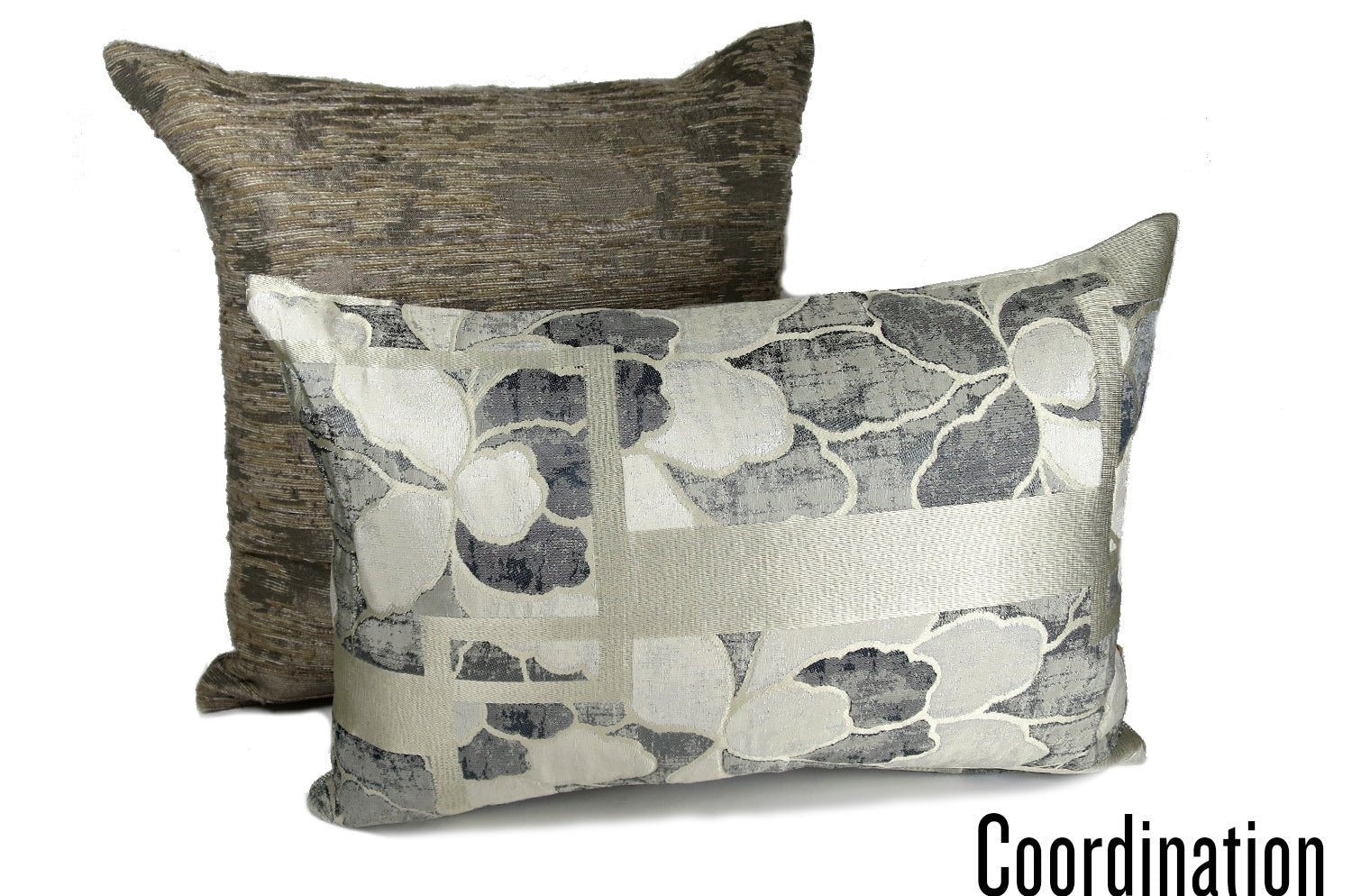 The NAGANO アルマーニカーザ ナガノ クッション(Ghiacchio/Argento アイスグレー) 45×30cm フェザー中材付 - HOUSE OF JAPAN Shop