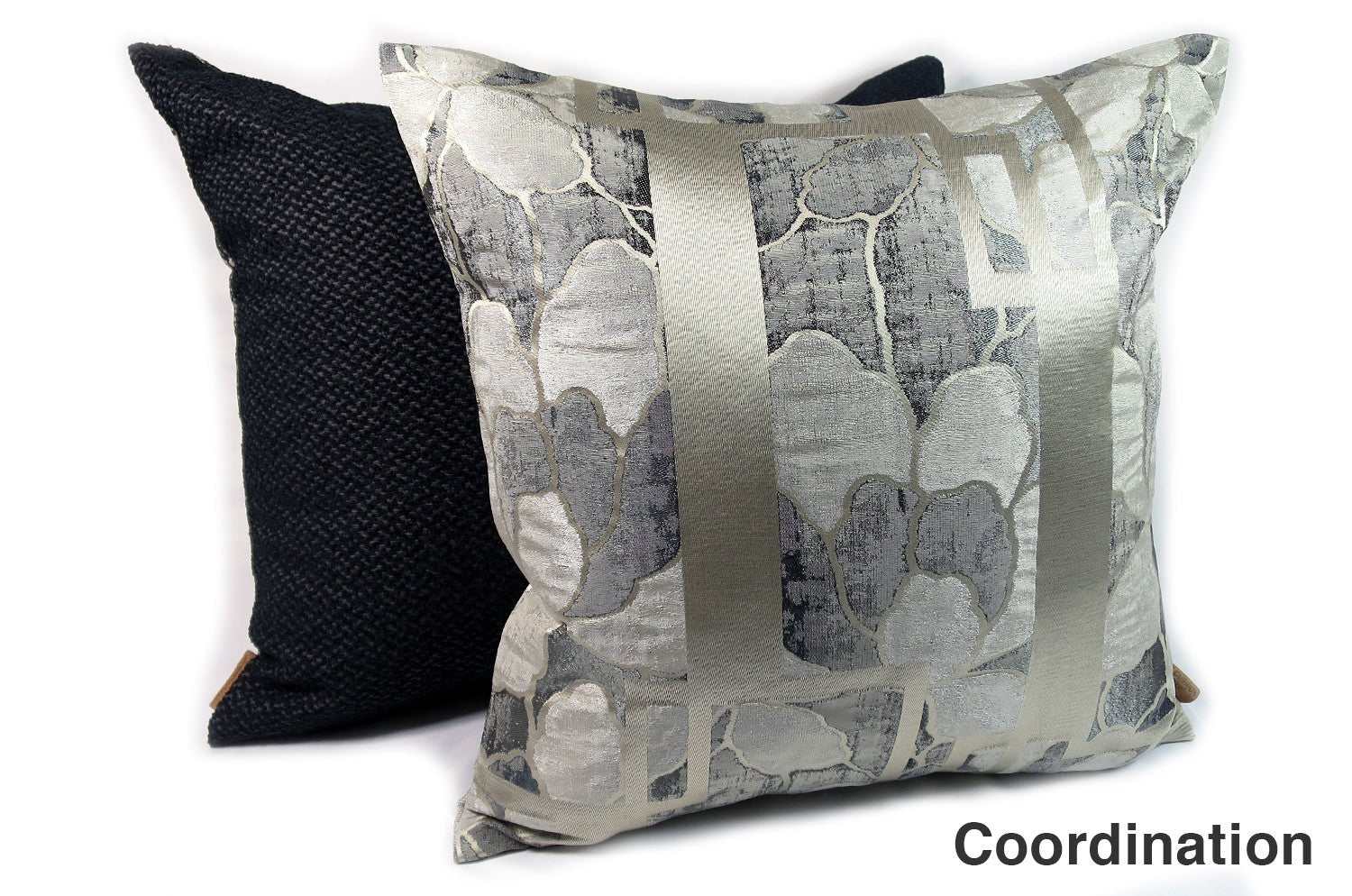 The NAGANO ICE - ANTHRACITE アルマーニカーザ ナガノ クッションカバー 45×45cm - HOUSE OF JAPAN Shop