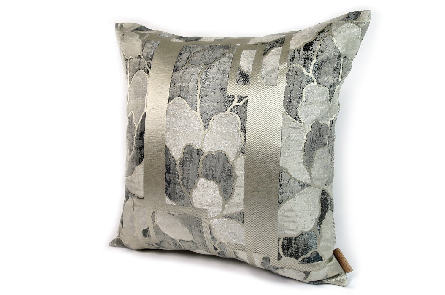 The NAGANO ICE - ANTHRACITE アルマーニカーザ ナガノ クッションカバー 45×45cm - HOUSE OF JAPAN Shop