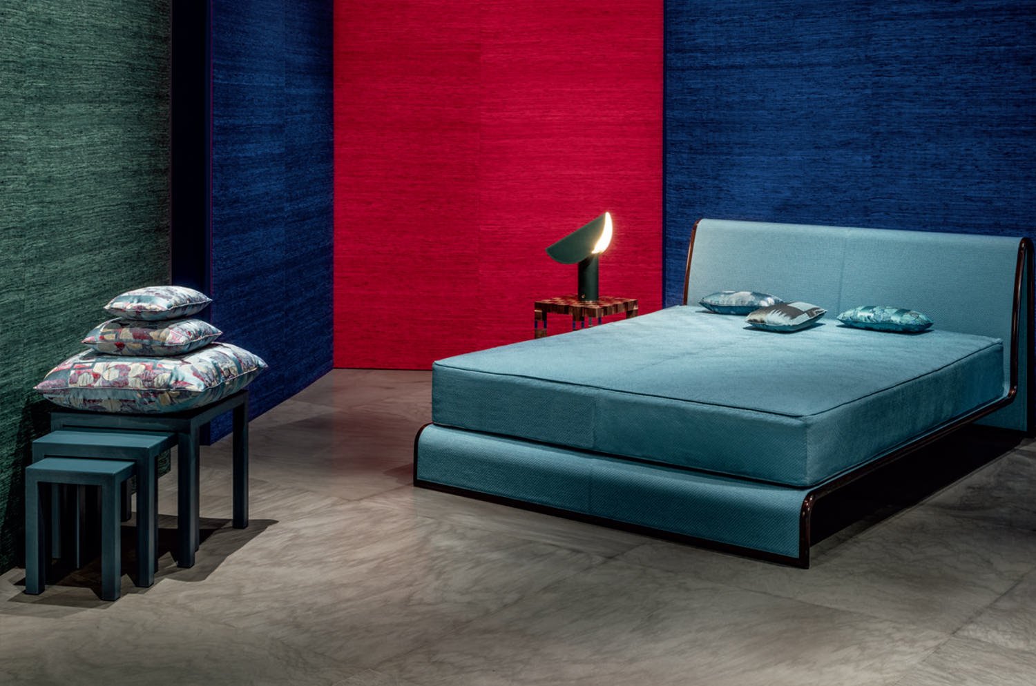 The NAGANO PETROLIO/ROSSO/ORO アルマーニカーザ ナガノ パイピング付クッション 45×30cm 中材付 - HOUSE OF JAPAN Shop