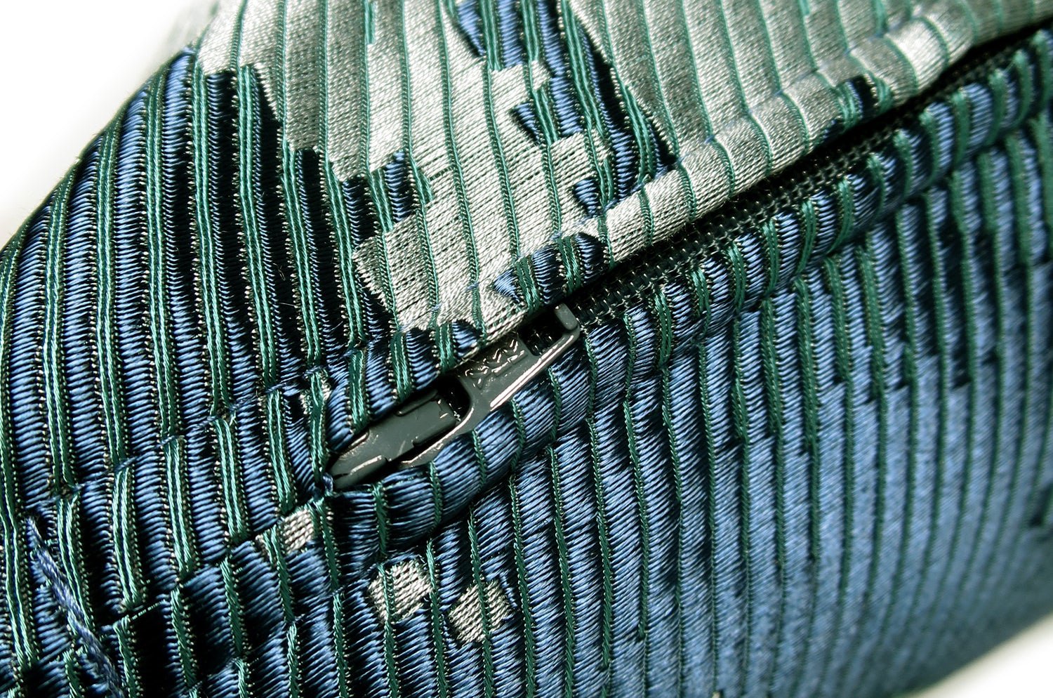 The NAMUR アルマーニカーザ ナミュールクッションカバー(アイアンブルー) 45×45cm - HOUSE OF JAPAN Shop