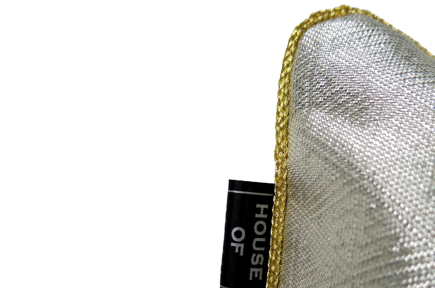 The Neo Japanesque ヴィンテージ帯地クッション 松文様<白銀> 28×28cm 中材付 - HOUSE OF JAPAN Shop