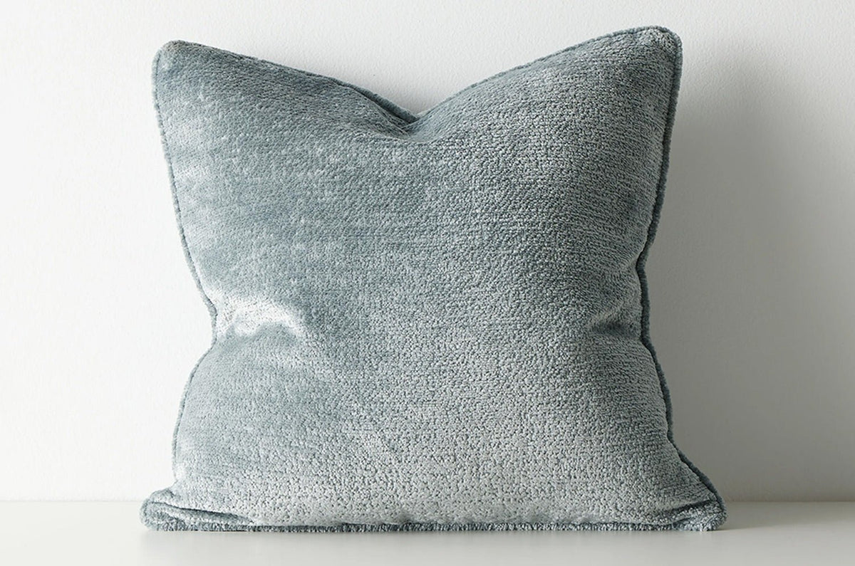 The Noble ソフトノーブルベルベット パイピング付クッションカバー(Sky) 50×50cm - HOUSE OF JAPAN Shop