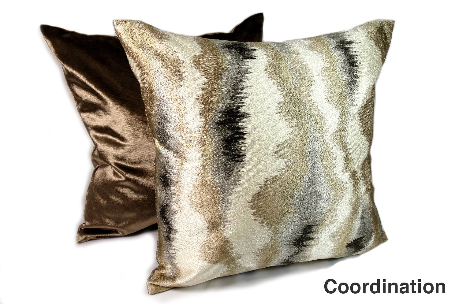 The NOLA アルマーニカーザ ノーラ 刺繍クッションカバー(ゴールドニッケル) 45×45cm - HOUSE OF JAPAN Shop