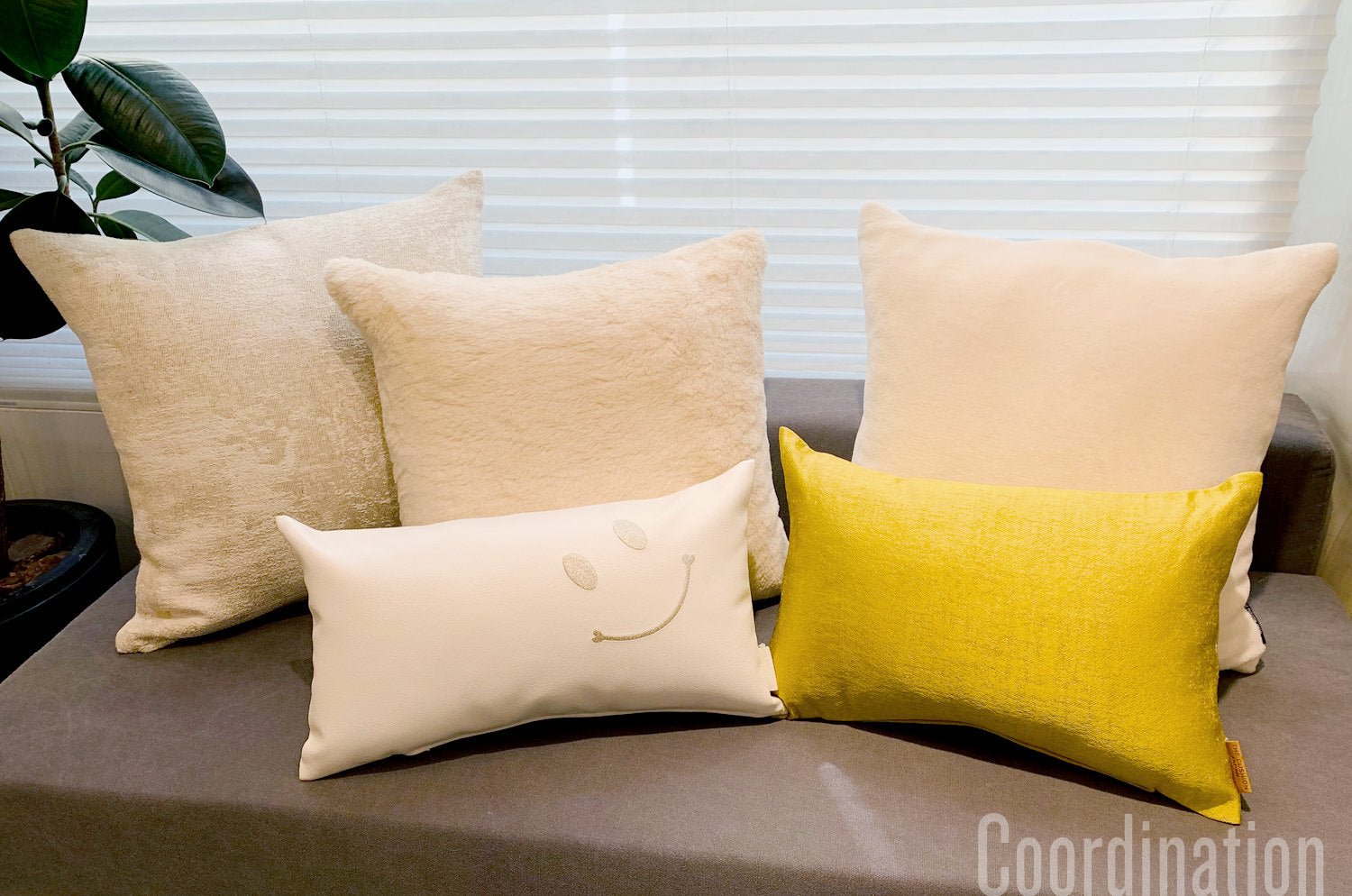 The Organic Cotton ホワイトベア オーガニックコットンファークッションカバー 45×45cm - HOUSE OF JAPAN Shop