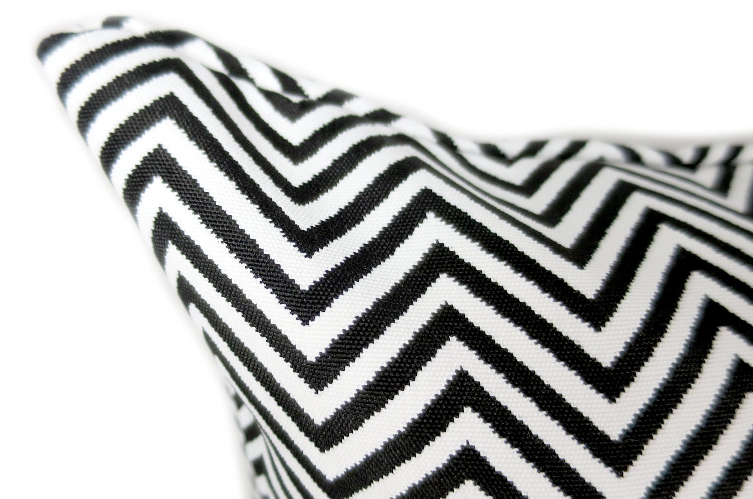 The Outdoor&Indoor fabric ZigZag クッション 45×30cm 中材付 - HOUSE OF JAPAN Shop