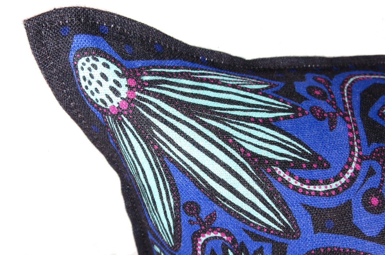 The Päiväperho - パイヴァペルホ ヘイニ・リータフフタデザイン リネンクッションカバー 45×45cm - HOUSE OF JAPAN Shop