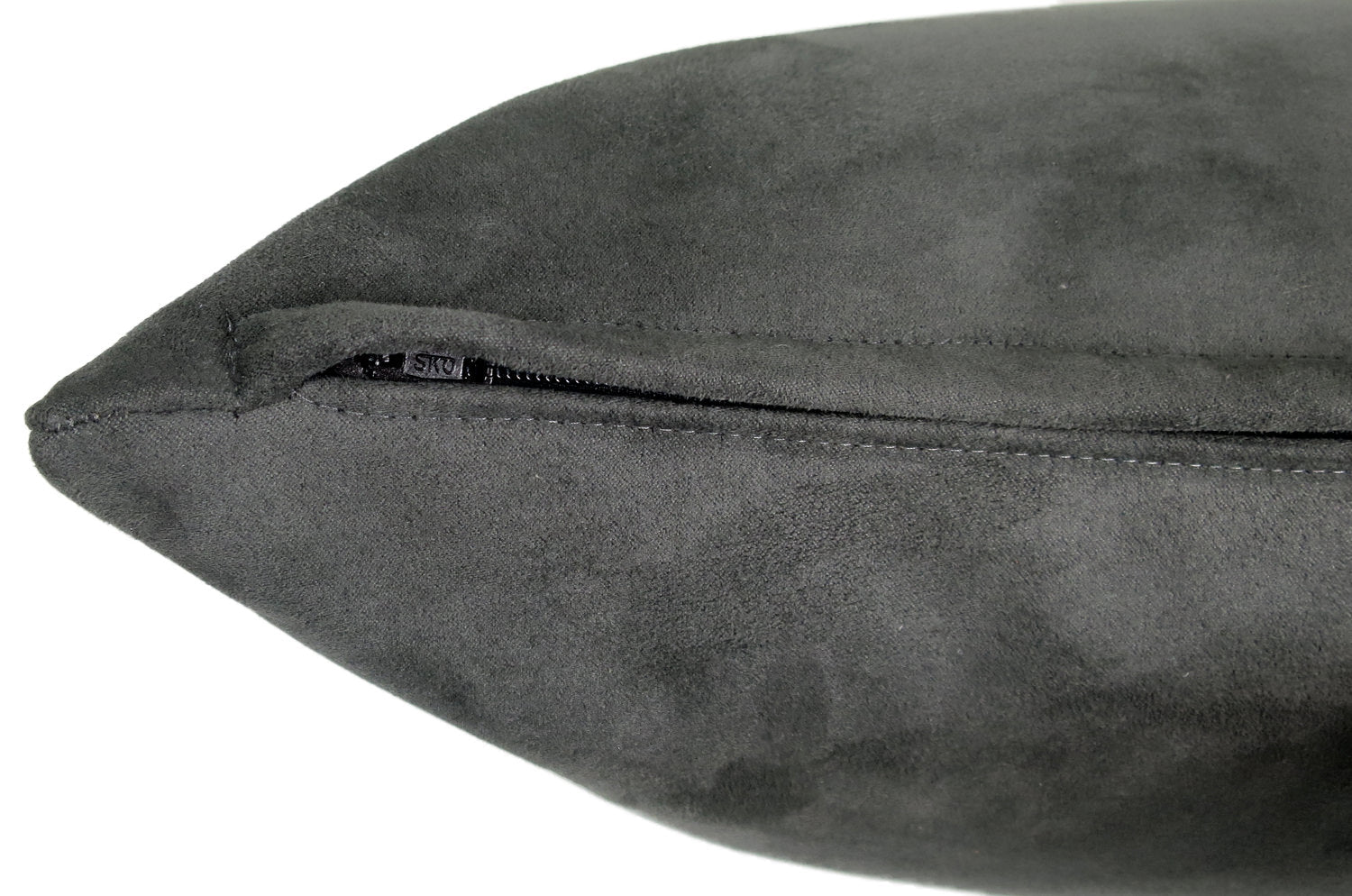 The Pet Luxe Suede ペットと暮らす 洗える高級スエード調クッション(ダークグレー) 50×30cm 中材付 - HOUSE OF JAPAN Shop