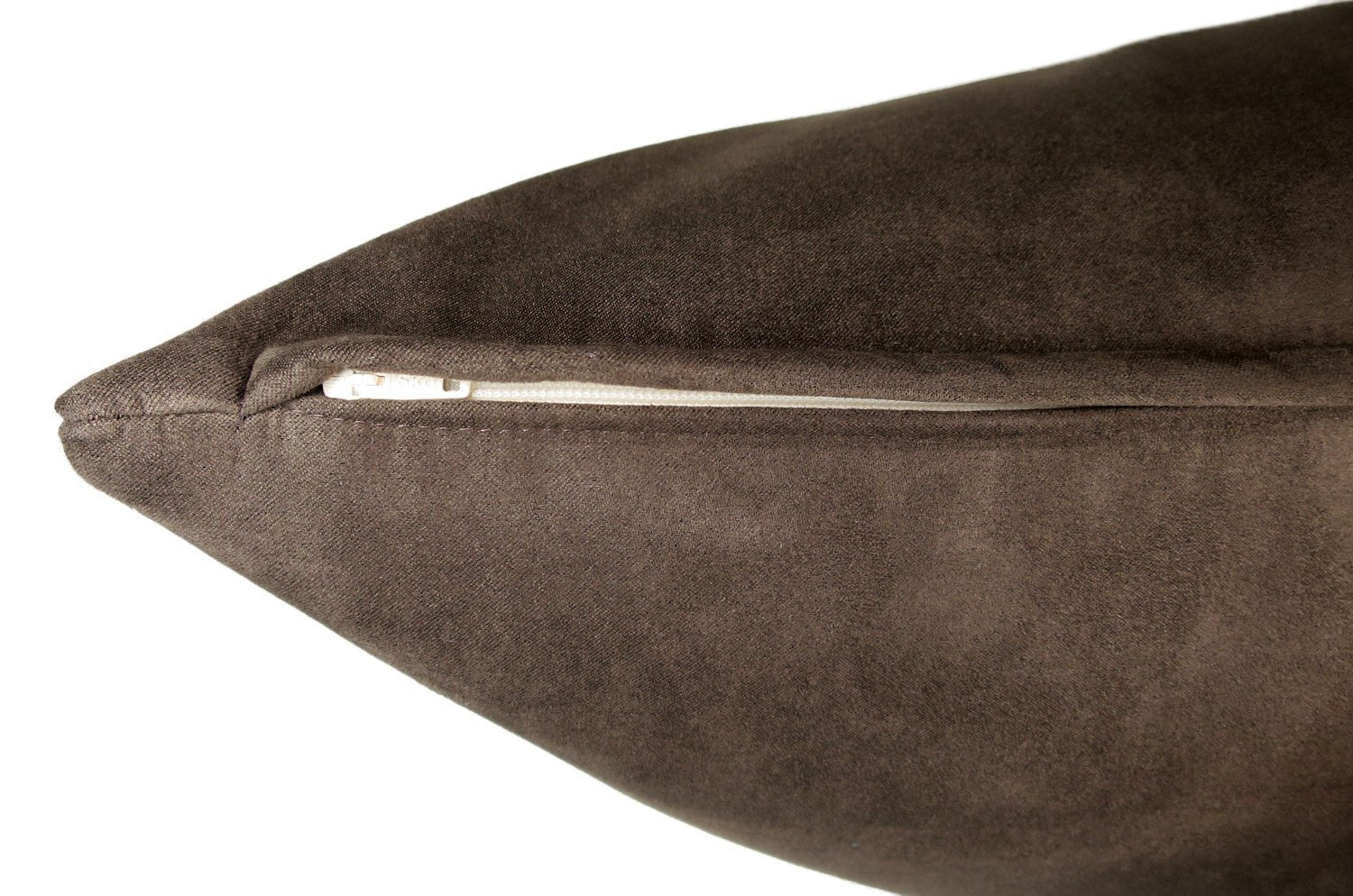 The Pet Luxe Suede ペットと暮らす 洗える高級スエード調クッションカバー(ダークブラウン) 50×50cm - HOUSE OF JAPAN Shop