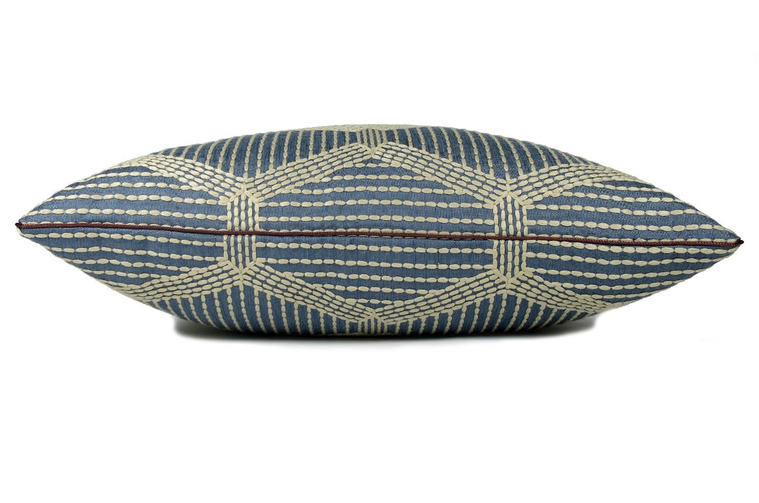 The PierreFrey Orfeo ピエールフレイ オルフェオ 刺繍シルク混 クッション 50×33cm 中材付 - HOUSE OF JAPAN Shop