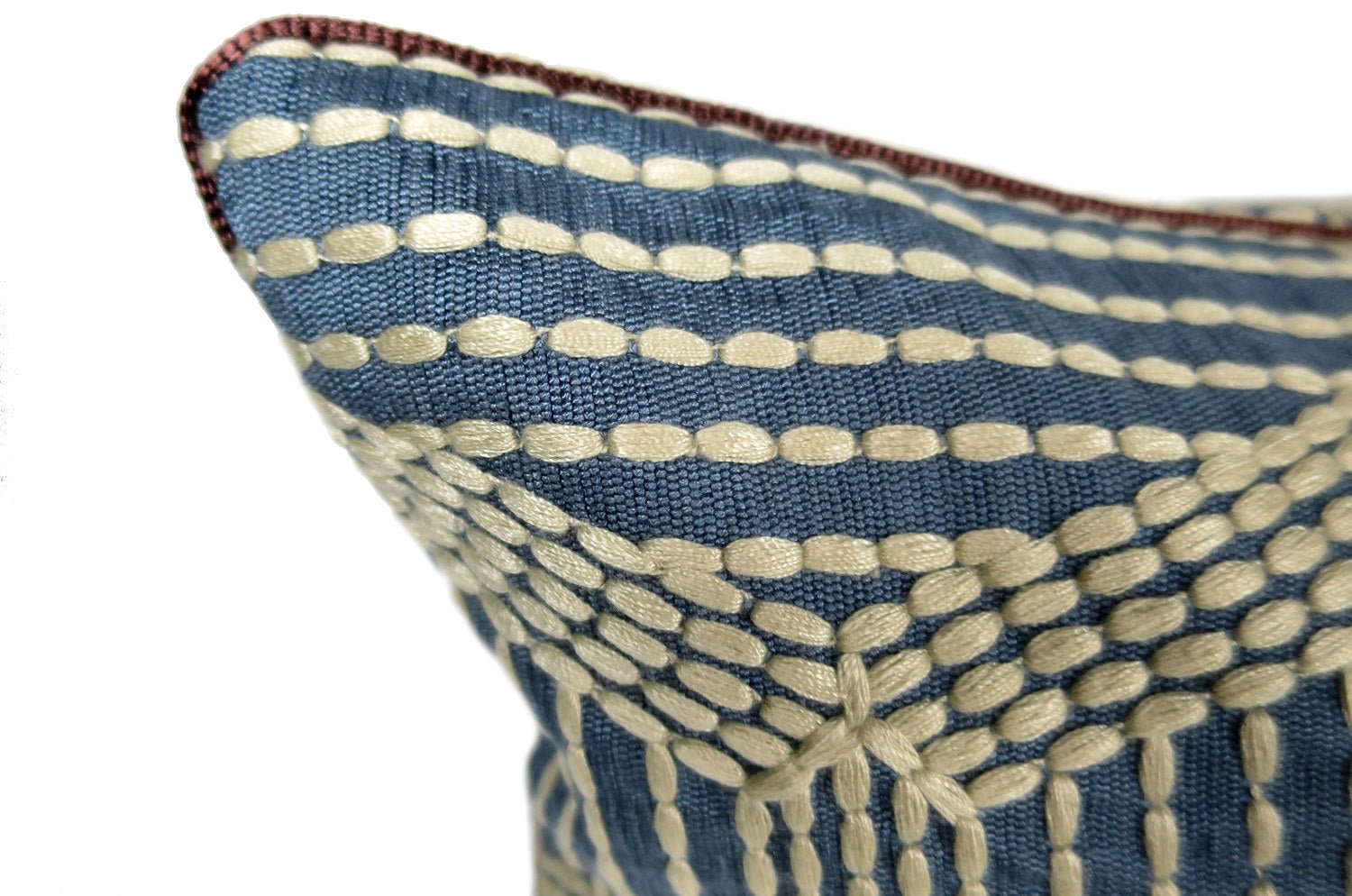 The PierreFrey Orfeo ピエールフレイ オルフェオ 刺繍シルク混 クッション 50×33cm 中材付 - HOUSE OF JAPAN Shop