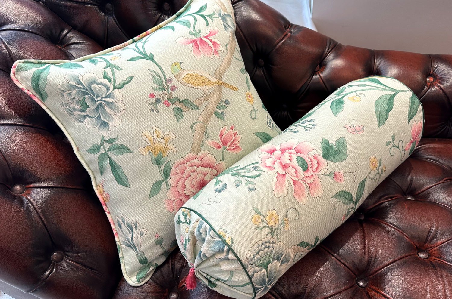 The Porcelain Garden by Sanderson サンダーソン ポーセリンガーデン ボルスタークッション 50×19cmΦ - HOUSE OF JAPAN Shop