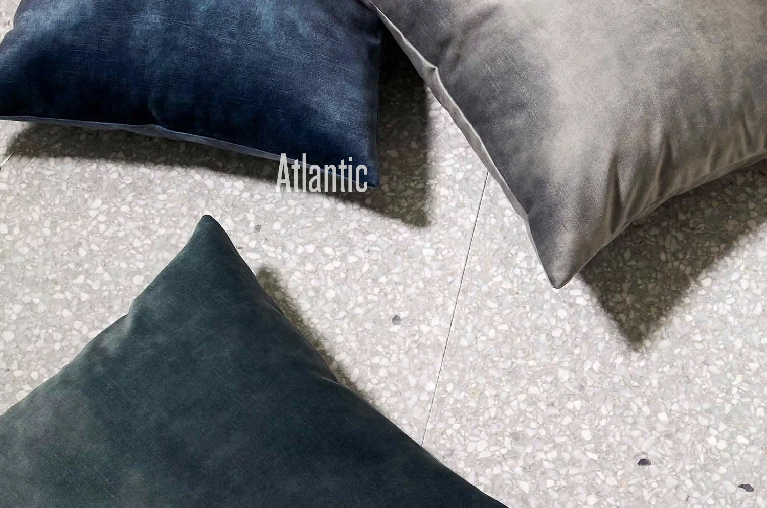 The PrintedVelvet プリントベルベット クッションカバー (Atlantic) 50×50cm - HOUSE OF JAPAN Shop