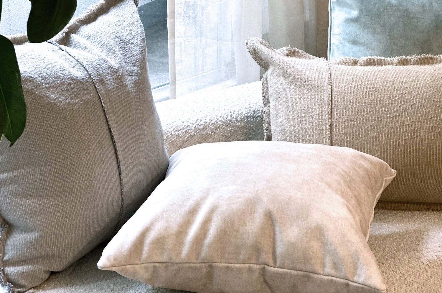 The PrintedVelvet プリントベルベット クッションカバー (Ecru) 50×50cm - HOUSE OF JAPAN Shop