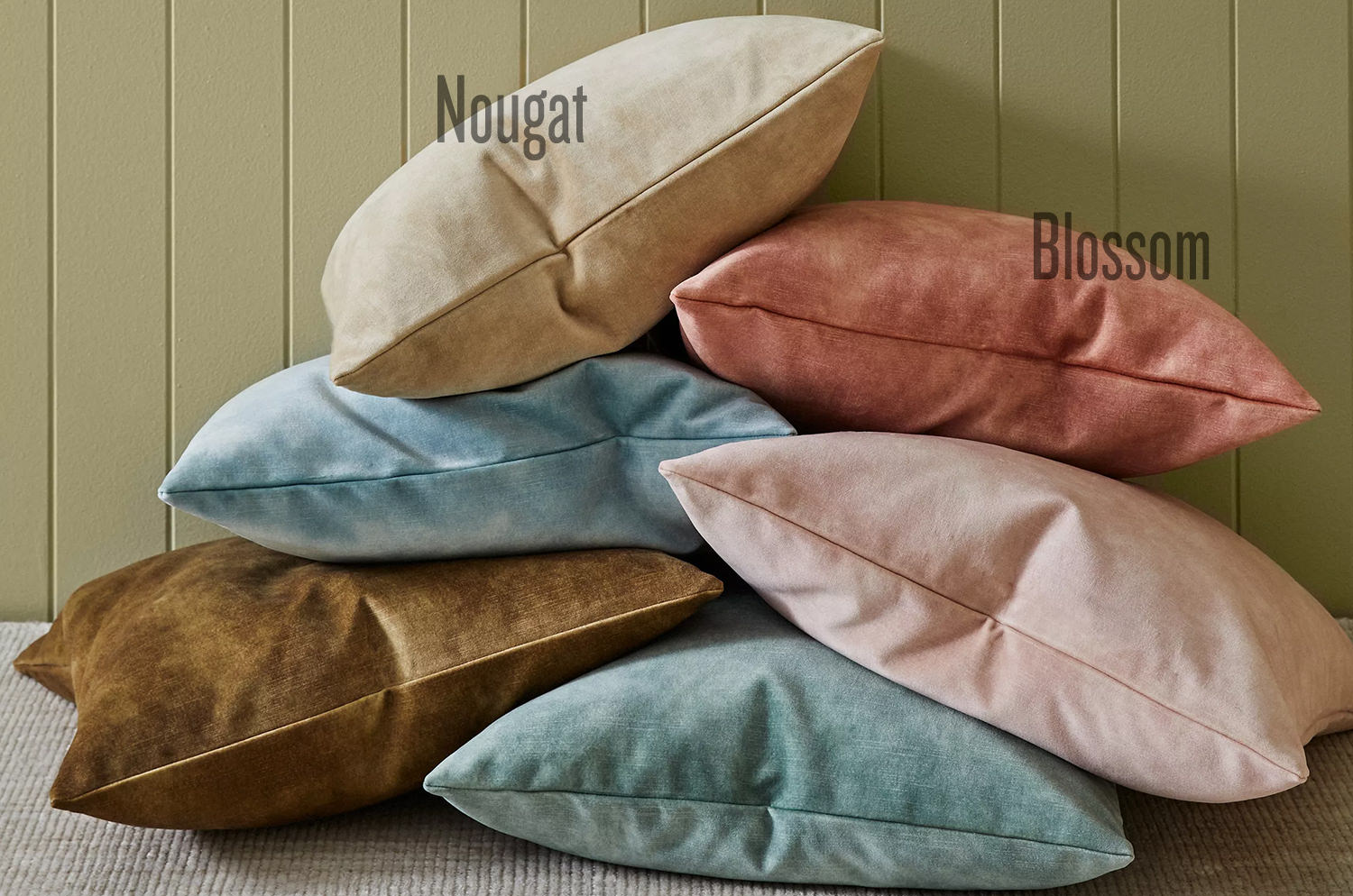 The PrintedVelvet プリントベルベット クッションカバー (Nougat) 50×50cm - HOUSE OF JAPAN Shop