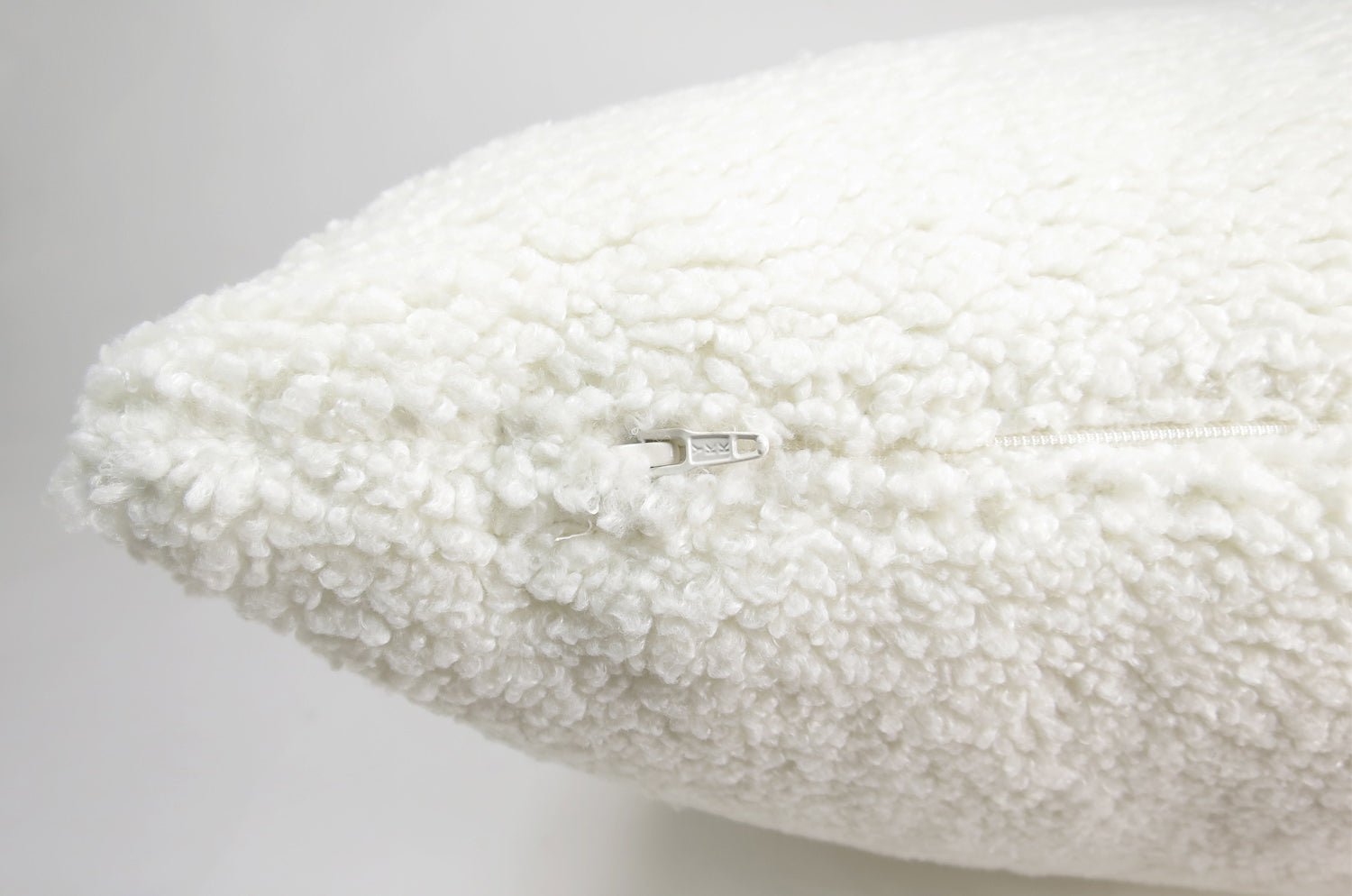 The Puff パフ クッションカバー (ホワイト) 45×45cm - HOUSE OF JAPAN Shop