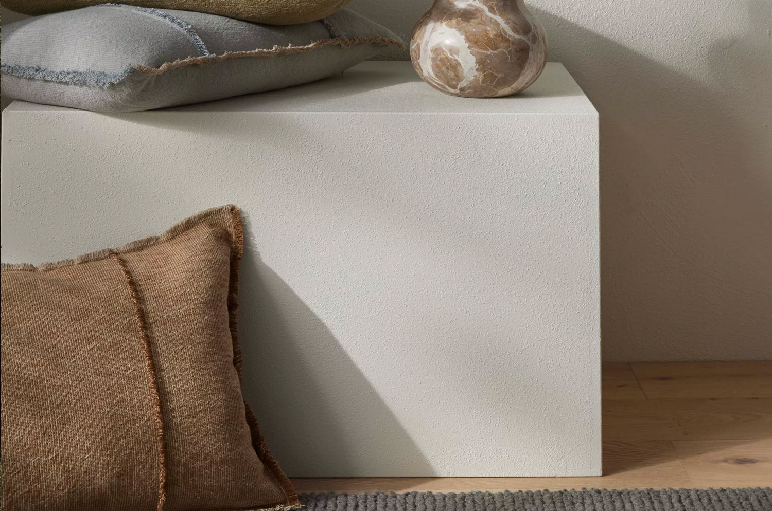 The Pure Fringe 自然素材フリンジ付きクッションカバー リネン&コットン (Rusty) 50×50cm - HOUSE OF JAPAN Shop