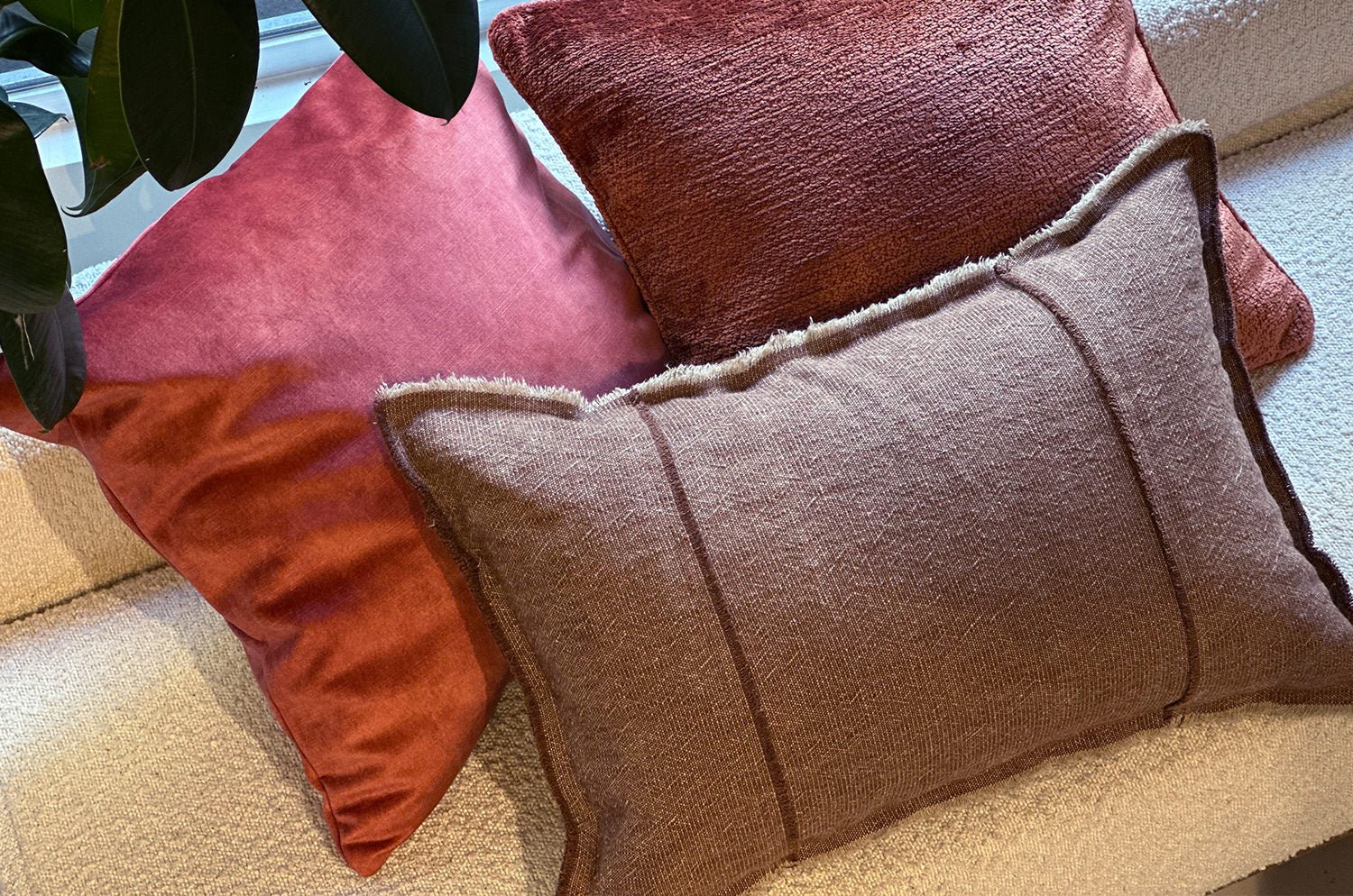 The Pure Fringe 自然素材フリンジ付きクッション リネン&コットン (Rusty) 60×40cm 中材付 - HOUSE OF JAPAN Shop