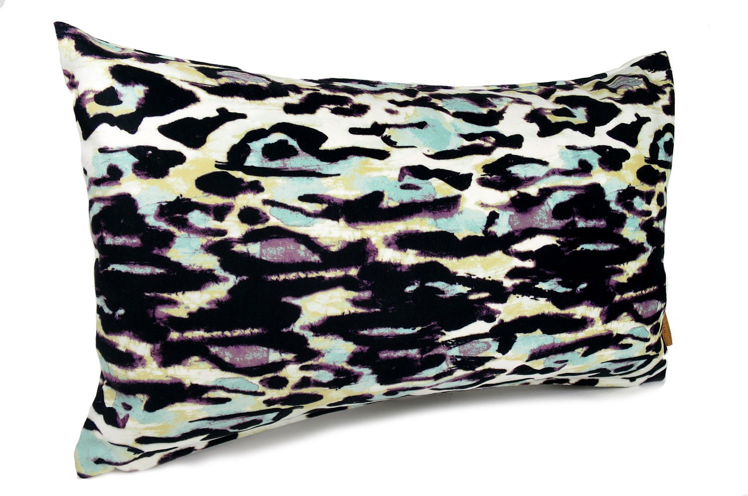 The Purple Leopard スペイン製起毛スエードタッチ パープルレオパード柄クッション 50×30cm 中材付 - HOUSE OF JAPAN Shop